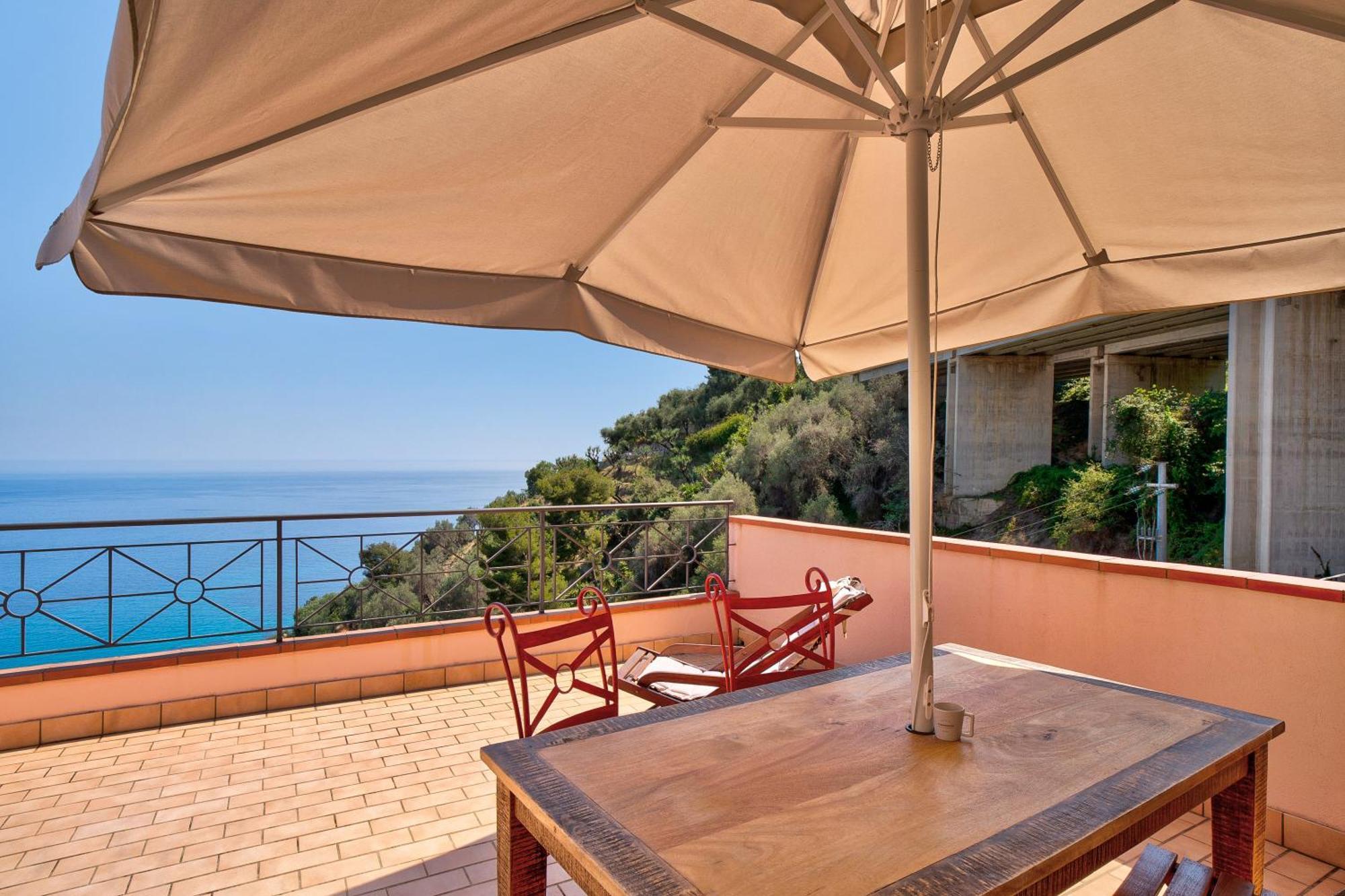 Ferienwohnung Casa Scotland Ventimiglia Exterior foto